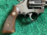 Smith & Wesson
.38 Military & Police Model 10-5 - 4 of 8