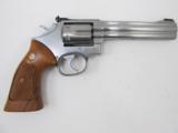 Smith & Wesson 617 6