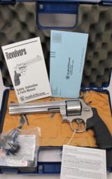 Smith & Wesson 657-4 Unfluted PRELOCK NIB 2001 - 1 of 8