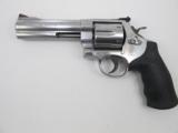 Smith & Wesson 629 5 - 2 of 4