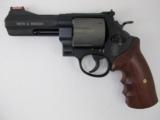 Smith & Wesson 329PD .44 Magnum New In Box 2004 - 3 of 7