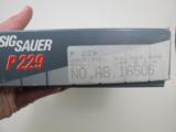 Sig Sauer P229 .40 99% In box EARLY 1993 - 6 of 6