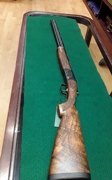Beretta 686 ONYX PRO FIELD 20ga 28" with an awesome piece of wood a must see, a must have and come get it before someone else does. see pictures - 2 of 15