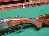 Beretta 686 Onyx pro field combo 20ga and a 28ga with a 28in barrel with exquisite wood stock - 4 of 13