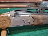 BERETTA X-TRAP COMBO THIS BEAUTIFUL STOCK COMES WITH A 34" UNSINGLE BARREL AND A 32" OVER AND UNDER BARREL - 8 of 13