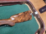 BERETTA 687 CLASSIC A BEAUTIFUL .410 WITH 28IN BARRELS WITH A STUNNING PIECE OF WOOD - 4 of 13