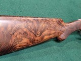 Beretta 687 EELL CLASSIC 12ga 28in with a high Grade of wood. This GORGEOUS unique fire breathing stock is a must have - 9 of 15