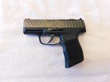 ZEV
Z365 Micro Compact Gun Mod 9mm Luger
**10 MONTH FREE LAYAWAY** - 8 of 13