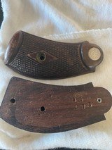 Smith & Wesson Pre Model 10 Pre War Grips - 10 of 10