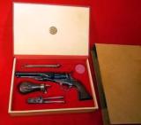 COLT 1862 POLICE PERCUSSION REVOLVER byREPLICA ARMS, Cased in a Hidden book. - 1 of 12