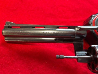 1968 COLT PYTHON 6