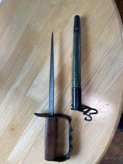 US L.F.C. 1917 TRENCH KNIFE - Image 1 of 11