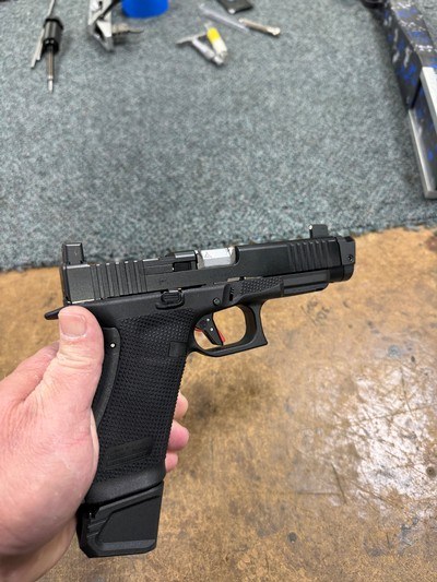 Glock 17 Gen6 - Image 3 of 7