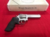 Dan Wesson Firearms 715-H .357 - 10 of 10