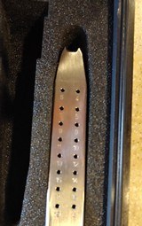 USED SPRINGFIELD XDM 9MM WITH ORIGINAL CASE, SPEED LOADER, EXTRA BUTT GAURDS,LOCK , HOLSTER,EXTRACLIP , DUAL CLIP HOLDER - 20 of 21