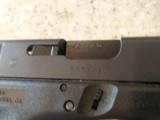 NEW GLOCK 19 9MM FIXED SIGHTS HARD PLASTIC CASE, 2 EXTRA MAGS , REPLACEMENT GAURDS, LOCK , SPEED LOADER, MANUALS - 12 of 14