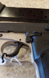 Used Bersa Thunder .380 very clean extra mag - 3 of 10