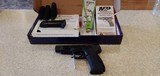 New Smith and Wesson M&P
Pro 9mm 2 magazines lock cleaning kit - 2 of 20