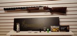 New Browning XT AT American
Trap 12 Gauge 32" barrel Adjustable comb Millers Special engraving pattern with accessories - 1 of 25