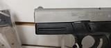 Used Smith and Wesson SW9VE 3 1/2" barrel 9mm3 magazines good condition - 9 of 20