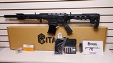 New Citadel Boss 25 12 Gauge
20" barrel 2 5 round mags 5 chokes 1 cyl 1 full 1 mod 1ic 1im lock manual choke wrench new condition
in box - 1 of 24