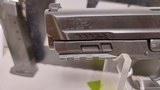 New S&W M&P 40 s&w 4" barrel sku 11762 - 9 of 25