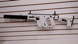 Lightly used Kriss Vector 9mm16" barrel alpine white 1 magazine - 2 of 25