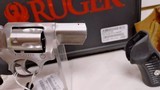 Used Ruger Sp101 .357 magnum 2.4" barrel holster carry case speed loader carry case - 12 of 16