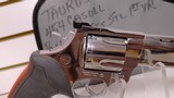 Used Taurus Raging Bull 454 casull 5 shot 8 1/2" barrel ported factory polished 1st yr production good condition - 18 of 25