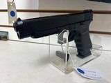 used Glock 34 9mm 6.2" competition model barrel 5 mags double stack good condition range bag - 10 of 18