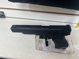 Used Glock 17L 9mm longslide rare "limited production" 6.2" barrel 5 double stack mags range bag good condition - 10 of 17
