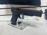 Used Glock 17L 9mm longslide rare "limited production" 6.2" barrel 5 double stack mags range bag good condition - 11 of 17