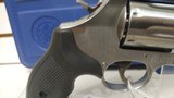 New S+W M686 357 DA REV 4SS AS new in hard plastic case - 15 of 19