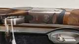 Used Beretta 692 12 Gauge 32" barrel 6 chokes spare sights toolsvery good condition luggage case included - 21 of 23