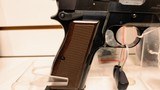 Browning Hi Power 9mm NATO original issue Bobbed Hammer military leaf sight factory box and manual 2 orig man 8 addt factory mags like new - 18 of 21