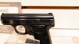 Very good conditionBrowning Automatic Pistol .25 4 factory magazines velvet case very good condition - 18 of 20
