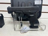 used GLK 19 GEN4 9MM PST 15RD FS 3 mags load assist tool box lock dummy rounds good condition - 1 of 15