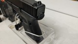 new G26 G5 9MM 10+1 3.46 FS 3-10RD MAGSFRONT SERRATIONS new in hard plastic case - 11 of 21