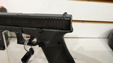 new G17 G5 9MM 17+1 4.49 FS 3-17RD MAGSFRONT SERRATIONS hard plastic case new condition - 7 of 19
