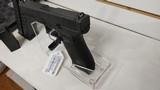 new G20 G4 10MM 15+1 4.61 FS 3-15RD MAGSACCESSORY RAIL new in case - 9 of 19