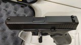 new Glock 19 Gen 59mm4 B FS Ser3/15 new in hard plastic case - 10 of 20