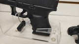 used G29 G4 10MM 10+1 3.78 FS 3-10RD MAGSACCESSORY RAIL new in hard plastic case - 2 of 18