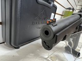 used Rock IslandM1911-A1 XT22 MAGNUM 22MAG 5 UPSWEPT BEAVERTAIL/FIXED SGTS used in original box - 14 of 15