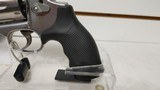 new S+W M686 357 DA REV 4SS AS in hard plastic case new condition - 3 of 22