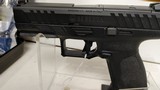 Used Beretta APX A1 9MM BLK 4.25 17+1 OR hard plastic case 2 mags grip adjusters load assist tool used in box - 6 of 21