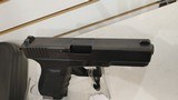 Lightly Used Glock 21 45 acp 4 1/2" bbl3 13 rnd mags hard plastic case very good condition - 16 of 20