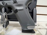 new Glock Gen 5 17 Concrete Gray Elite Black 9mm ACG-57016 new in box - 14 of 18