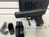Used Glock 20 10 mm 4 1/2" bbl 3 mags load assist tool original hard plastic case - 6 of 15