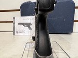 Used Beretta U22 Neos 5 mag - 12 of 15
