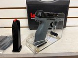 new H+K VP9-B 9MM PST 17R GY FS DE in hard plastic case new condition - 9 of 19